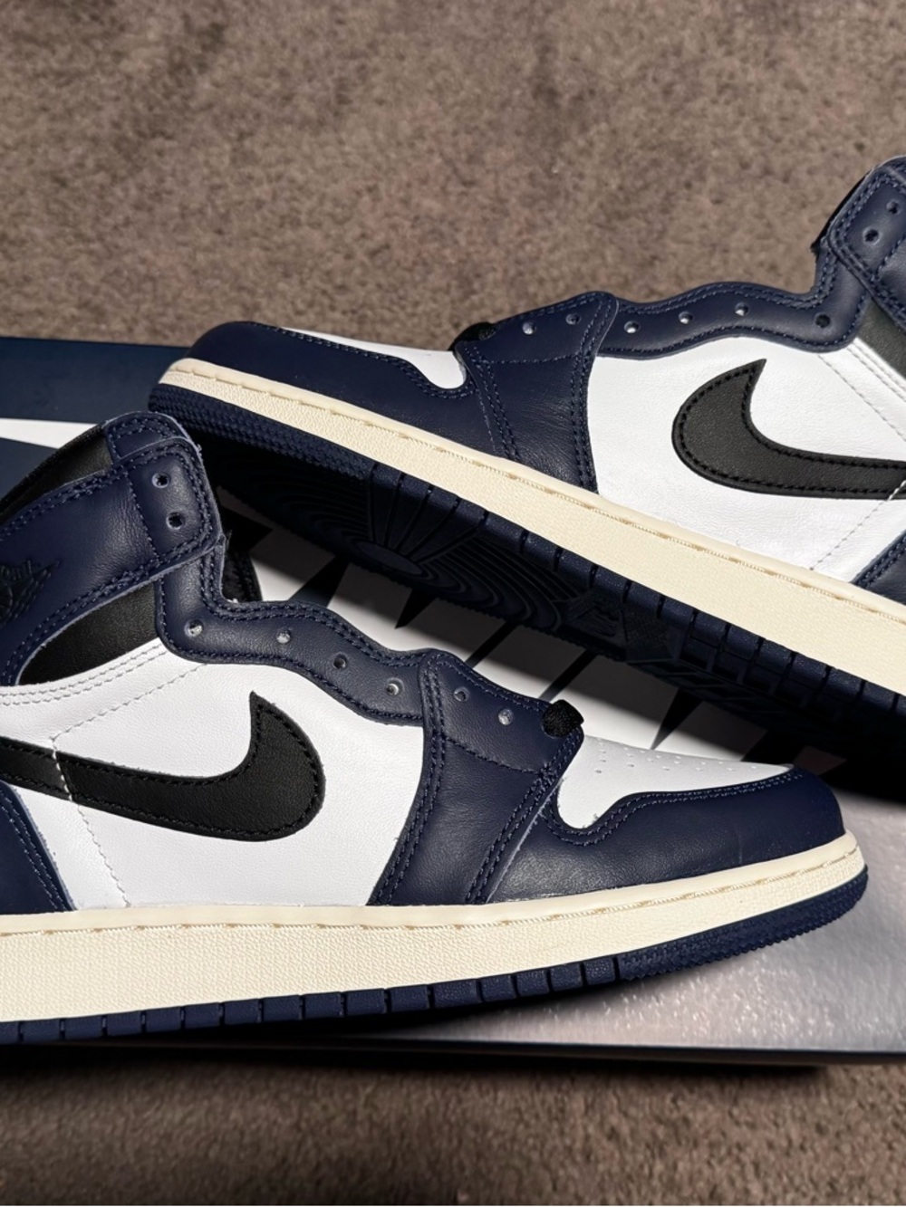 Nike Air Jordan 1
